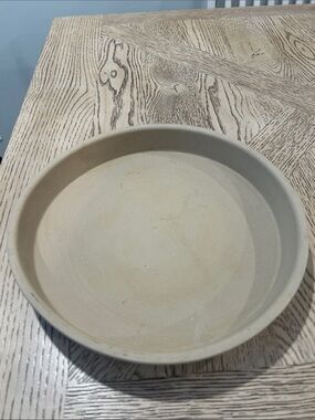 The Pampered Chef round baking dish